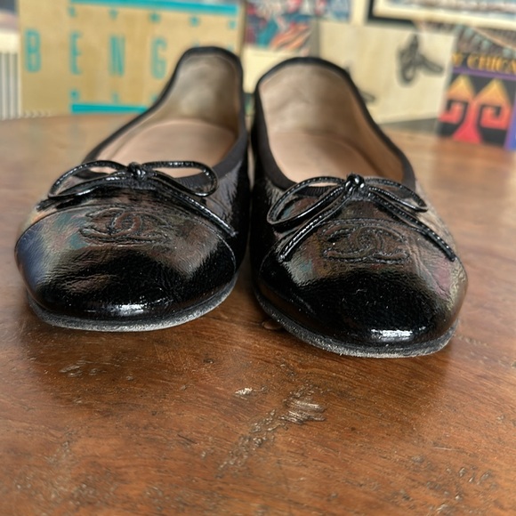 Authentic Patent Leather Black Chanel Ballet Flats Size 38 - Picture 11 of 12